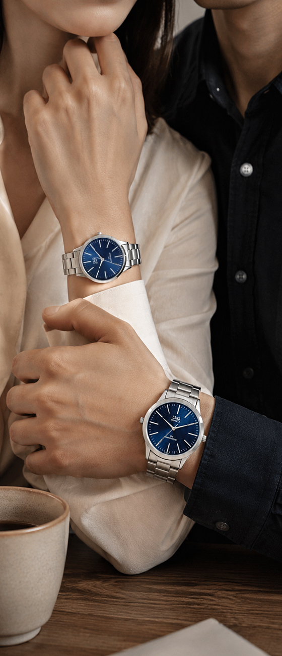 Koleksi jam tangan Q&Q Couple Watch original dengan desain premium dan material berkualitas tinggi.